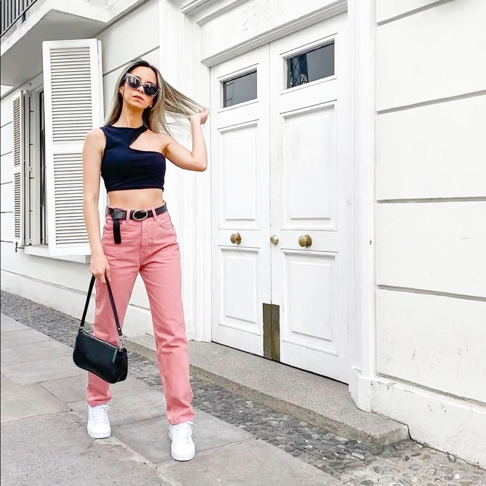 𝗡𝗪𝗧 𝗭𝗮𝗿𝗮 • Cut Out Crop Top - Picture 4 of 17